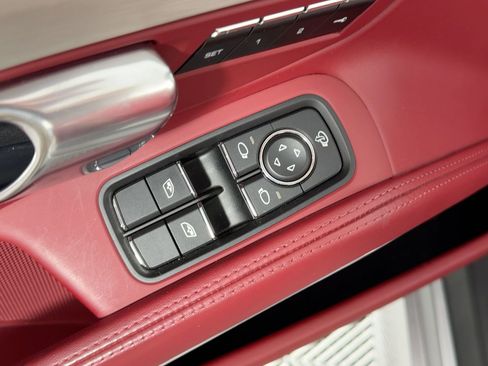 Certified 2022 Porsche 718 Boxster image 13