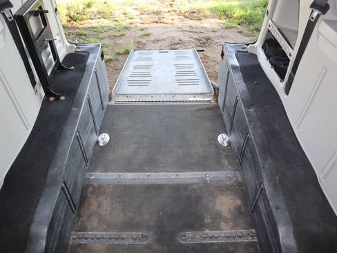 Used 2009 Dodge Grand Caravan SE w/ Climate Group image 28