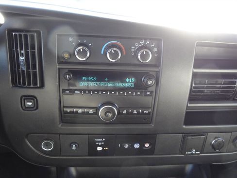 Used 2017 Chevrolet Express 2500 LS image 13