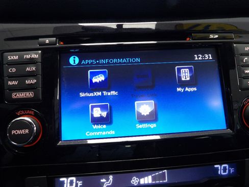 Used 2017 Nissan Rogue SV w/ SV Premium Package image 36