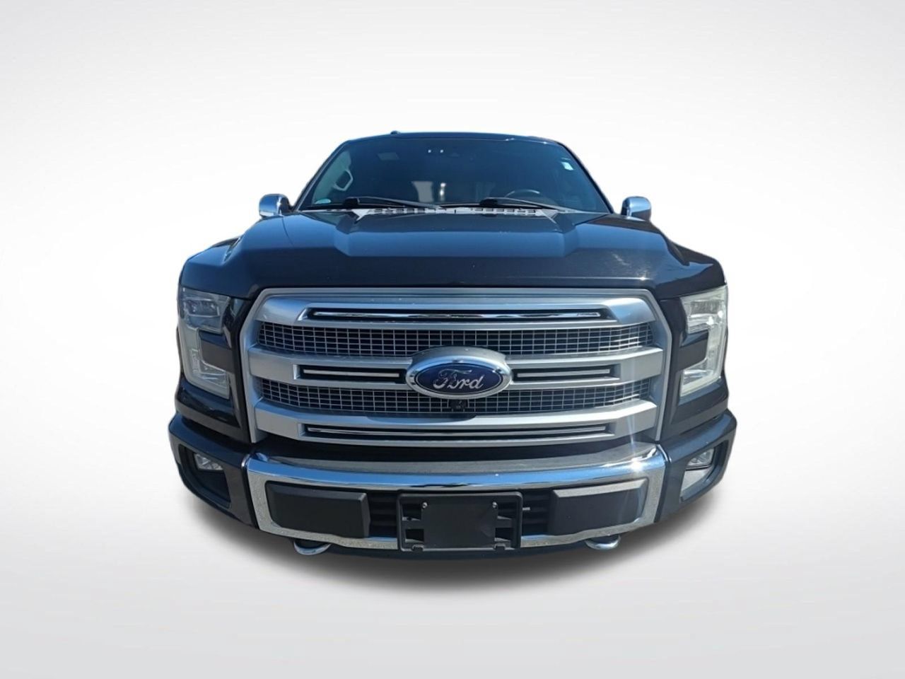 Used 2015 Ford F150 Platinum w/ Equipment Group 701A Luxury AWD/4WD image 8