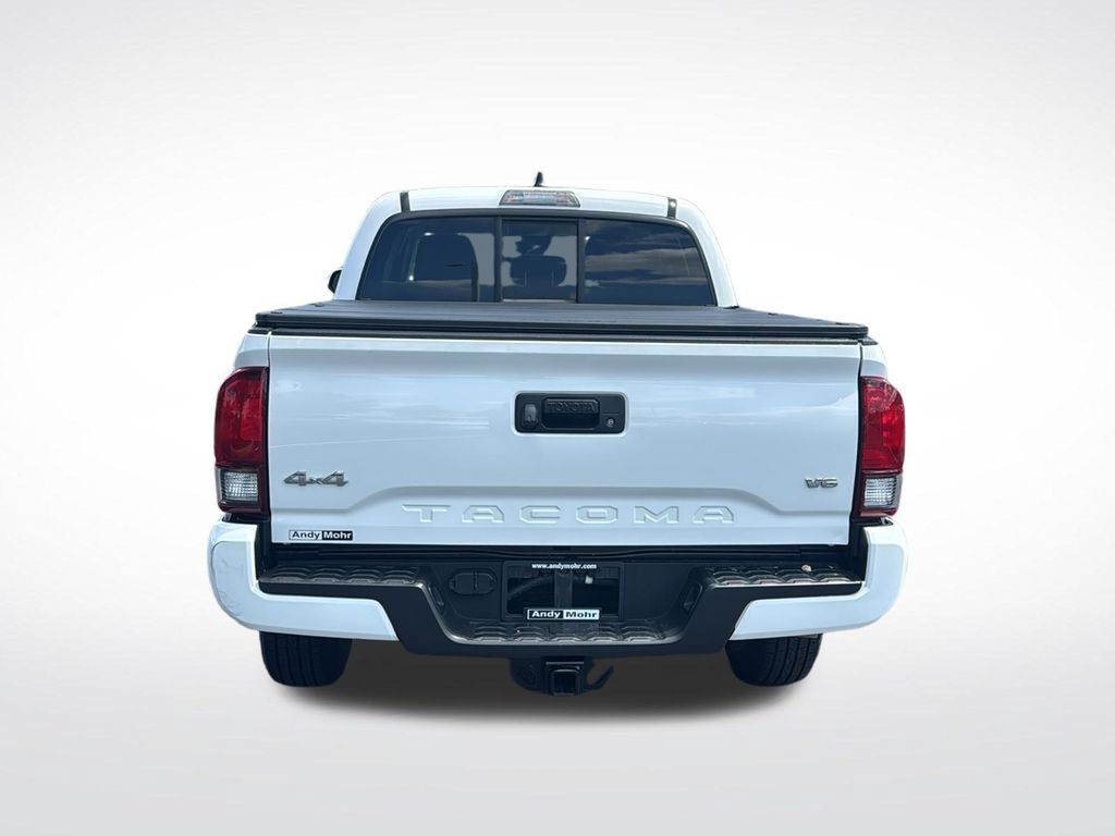 Used 2022 Toyota Tacoma SR AWD/4WD image 6
