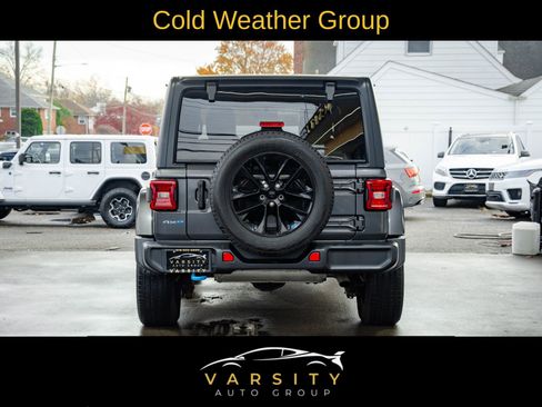 Used 2022 Jeep Wrangler Unlimited Sahara w/ Cold Weather Group image 5