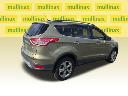 Used 2014 Ford Escape SE w/ Equipment Group 201A AWD/4WD image 3