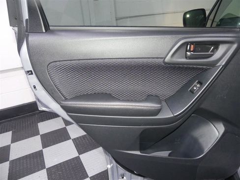 Used 2018 Subaru Forester 2.5i Premium image 26