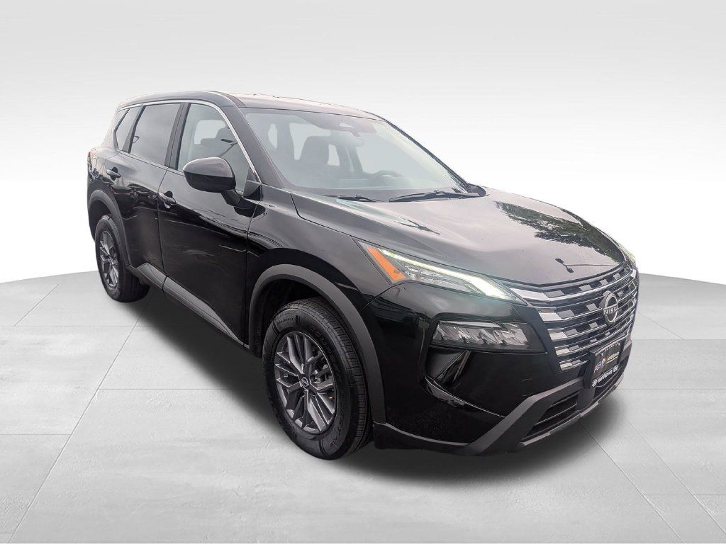 Used 2026 Nissan Rogue SV AWD/4WD image 11
