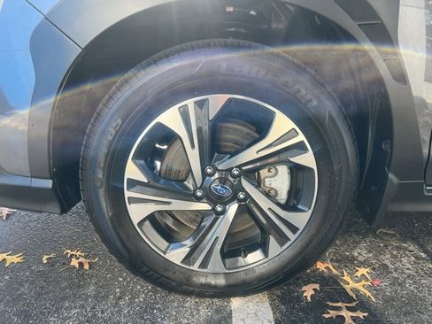 Used 2024 Subaru Crosstrek 2.0i Premium w/ Popular Package #3 image 8