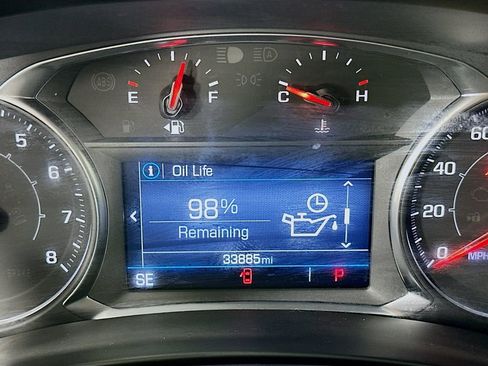 Used 2024 GMC Terrain SLE image 12