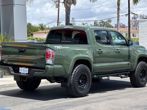 Used 2021 Toyota Tacoma TRD Sport w/ Technology Package RWD image 5