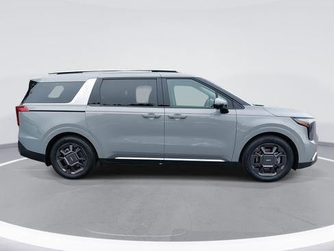 New 2026 Kia Carnival SX image 4