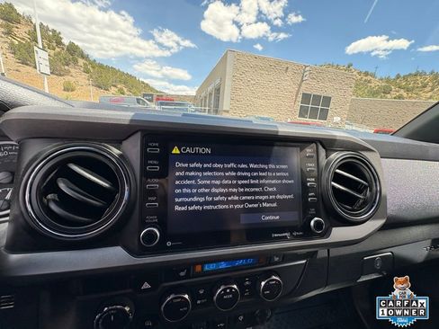 Used 2021 Toyota Tacoma TRD Off-Road w/ TRD Premium Off Road Package AWD/4WD image 19