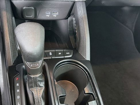 Used 2025 Chevrolet TrailBlazer LT AWD/4WD image 23