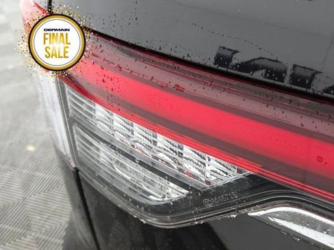 Used 2022 Lincoln Aviator Reserve w/ Equipment Group 201A image 13