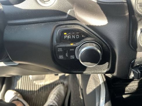 Used 2020 RAM 1500 Big Horn AWD/4WD image 26