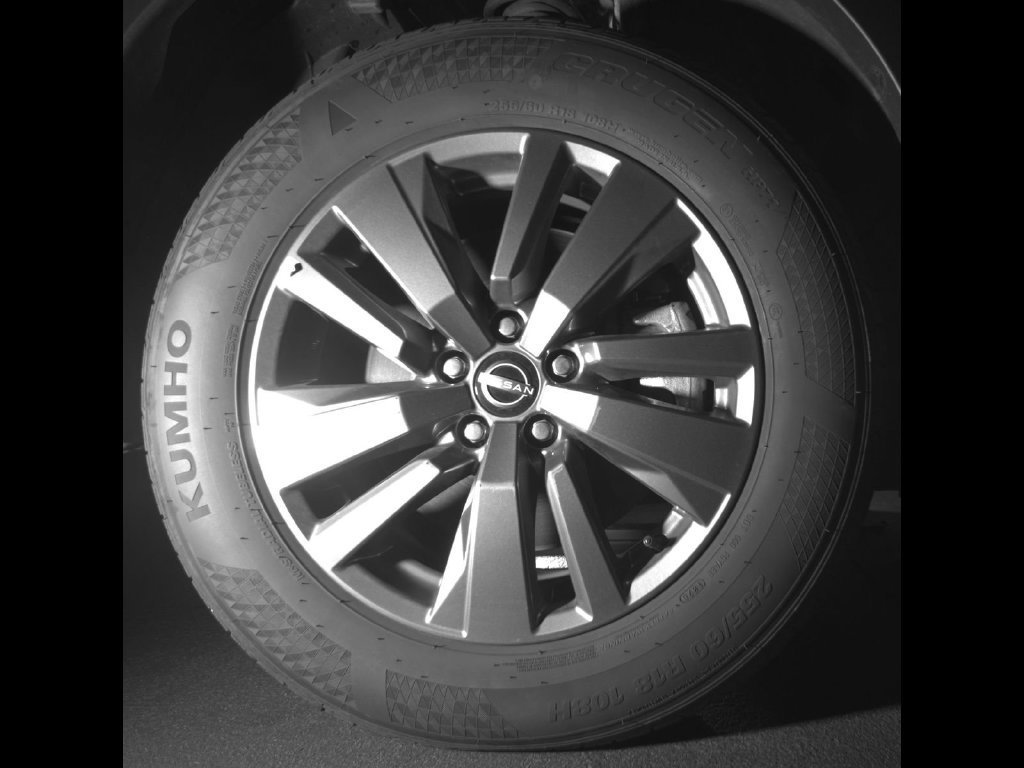 Used 2025 Nissan Pathfinder SV AWD/4WD image 9