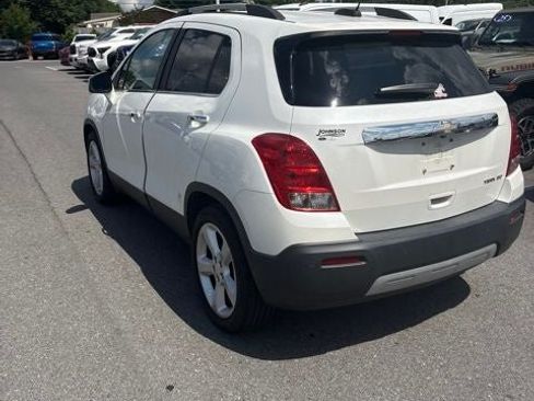 Used 2015 Chevrolet Trax LTZ w/ LPO, Cargo Package FWD image 12