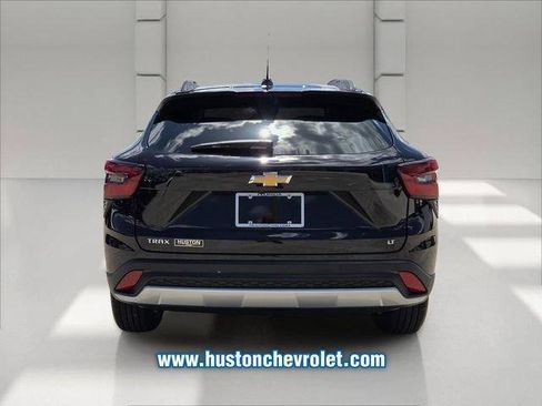 New 2026 Chevrolet Trax LT FWD image 4