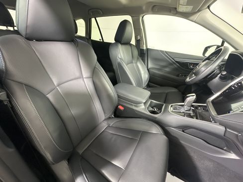Used 2025 Subaru Outback Limited XT image 24