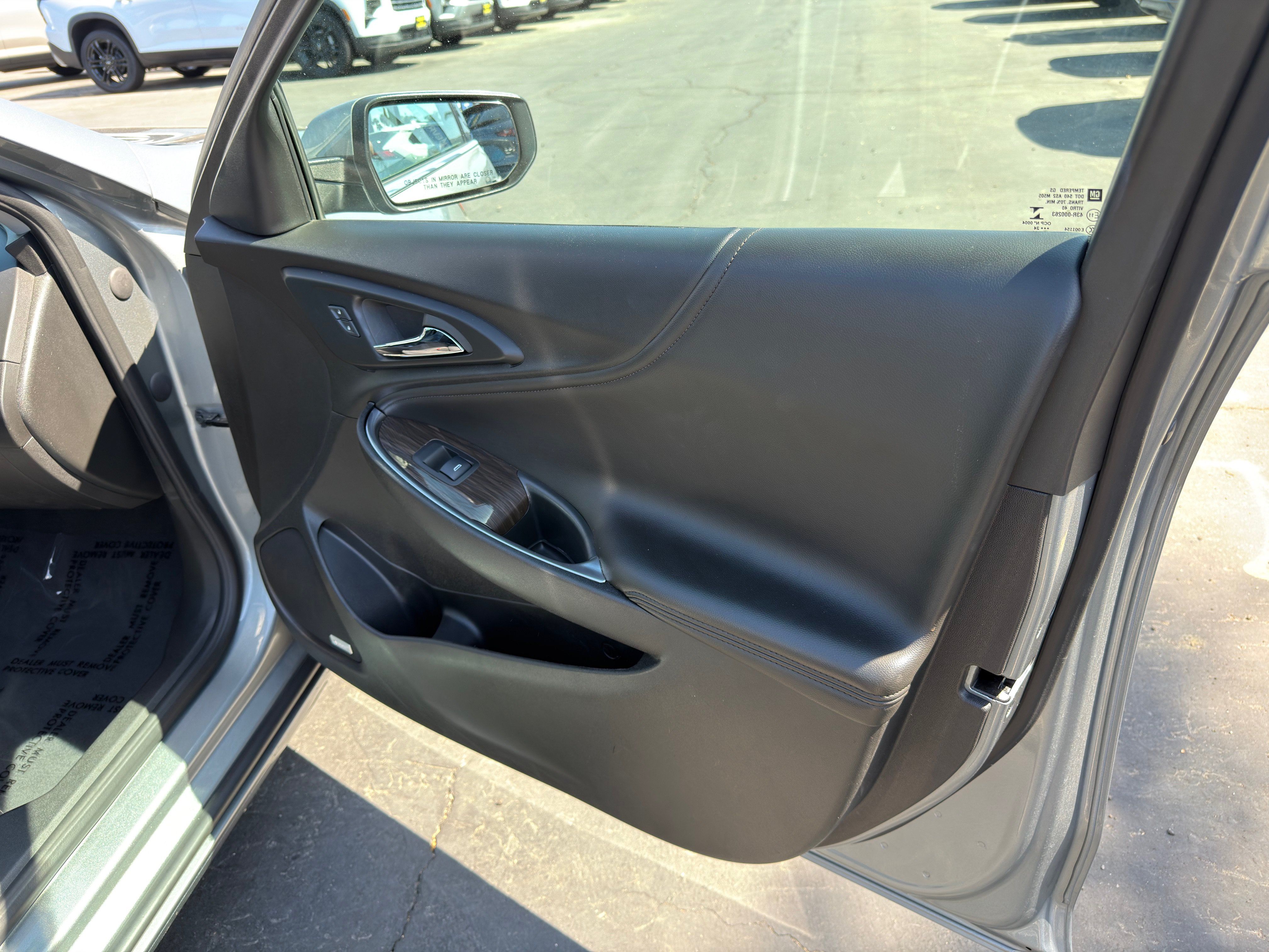 Used 2024 Chevrolet Malibu LT FWD image 11