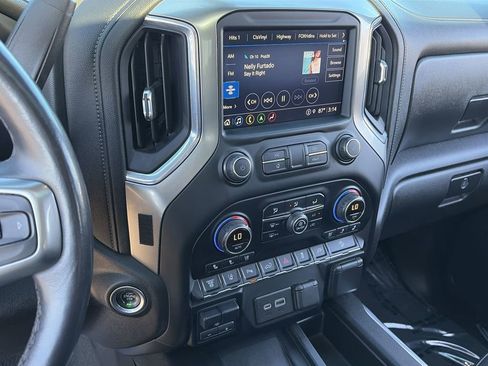 Used 2021 Chevrolet Silverado 2500 LTZ w/ Z71 Chrome Sport Edition AWD/4WD image 19