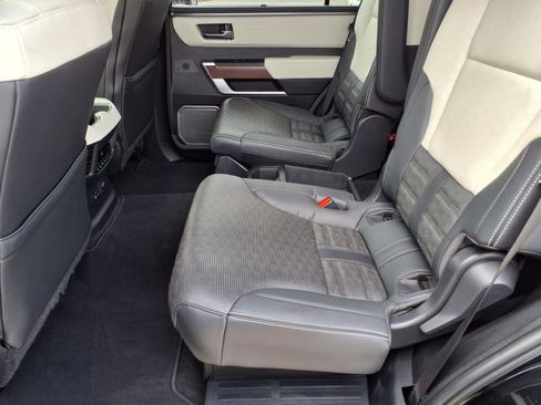 Certified 2024 Toyota Sequoia Capstone image 11