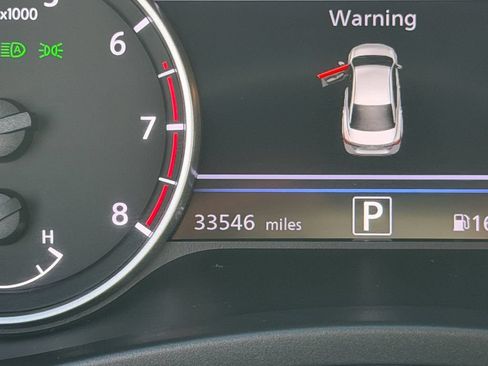 Certified 2024 Nissan Sentra SR FWD image 20