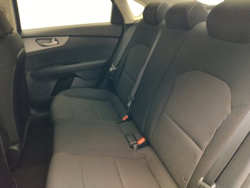 Used 2019 Kia Forte LXS FWD image 18