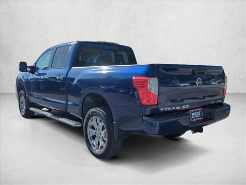 Used 2016 Nissan Titan SL image 7