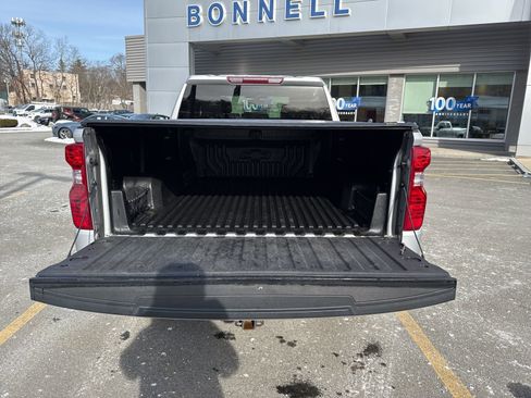 Used 2020 Chevrolet Silverado 1500 LT w/ Convenience Package image 7