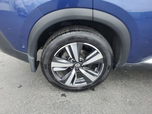 Used 2021 Nissan Rogue Platinum image 10