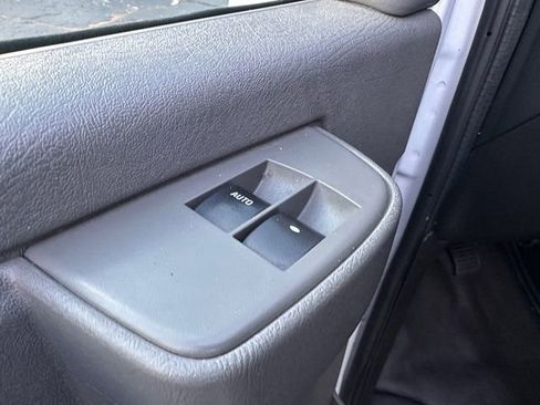 Used 2019 GMC Savana 2500 w/ Driver Convenience Package image 25