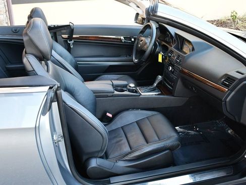 Used 2011 Mercedes-Benz E 350 Cabriolet image 54
