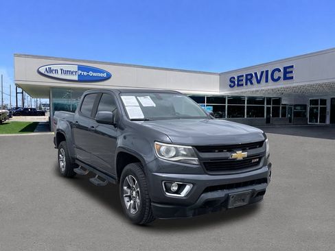 Used 2016 Chevrolet Colorado Z71 RWD image 2