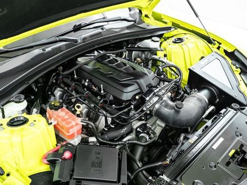 Used 2020 Chevrolet Camaro SS image 31