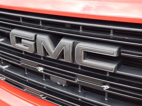 Used 2023 GMC Sierra 1500 Elevation w/ Preferred Package image 38