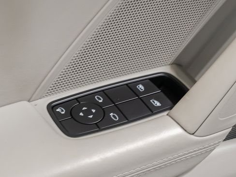Used 2023 Porsche 911 Turbo S AWD/4WD image 32