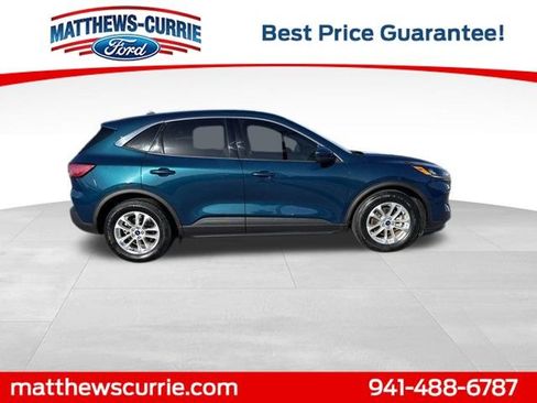 Certified 2020 Ford Escape SE image 3