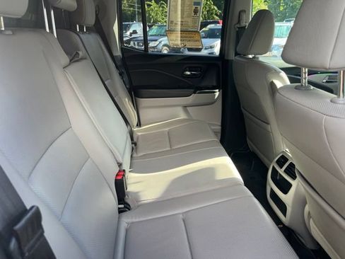 Used 2018 Honda Ridgeline RTL-E image 19