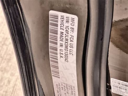 Used 2021 Jeep Cherokee Latitude Lux w/ Comfort/Convenience Group image 22