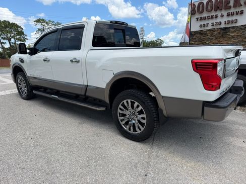 Used 2017 Nissan Titan Platinum Reserve AWD/4WD image 4