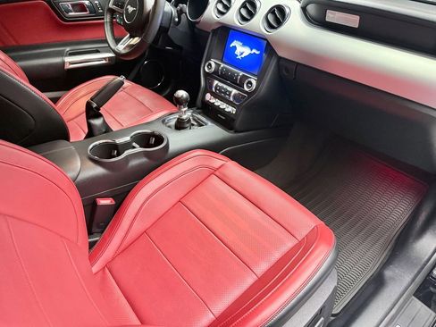 Used 2017 Ford Mustang GT Premium RWD image 12
