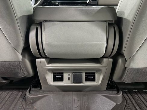 Certified 2024 GMC Sierra 1500 SLE w/ Preferred Package image 28