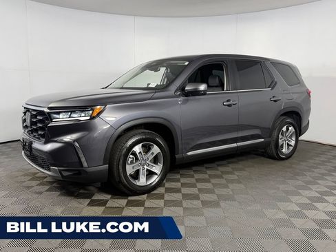 Used 2025 Honda Pilot EX-L image 1