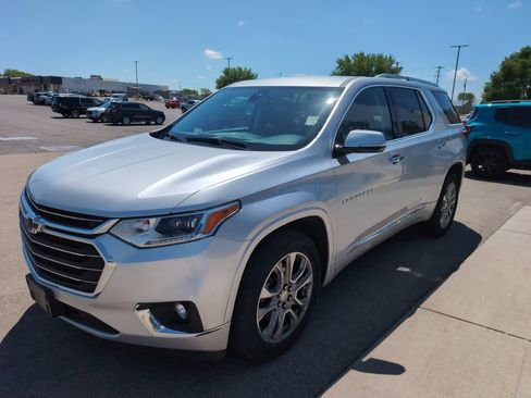 Used 2018 Chevrolet Traverse Premier AWD/4WD image 4