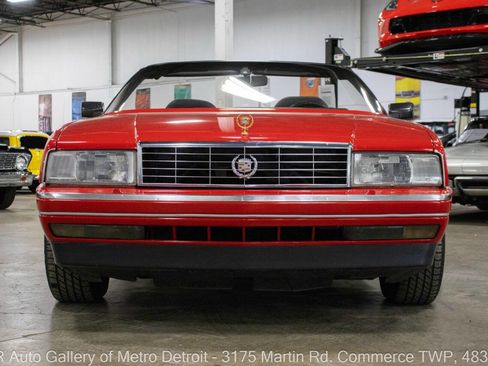 Used 1990 Cadillac Allante image 13
