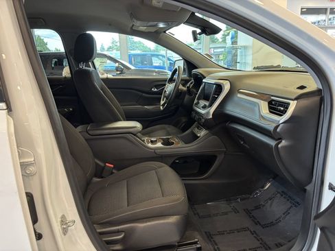 Used 2022 GMC Acadia SLE FWD image 22