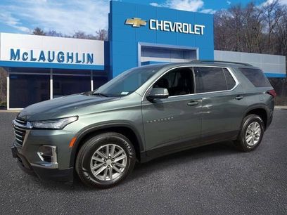 Used 2022 Chevrolet Traverse LT