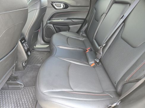 Used 2024 Jeep Compass Trailhawk AWD/4WD image 28
