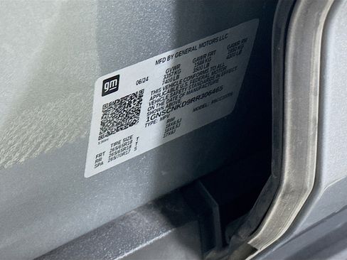 Used 2024 Chevrolet Tahoe LT image 12