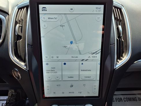 Certified 2021 Ford Edge Titanium image 18